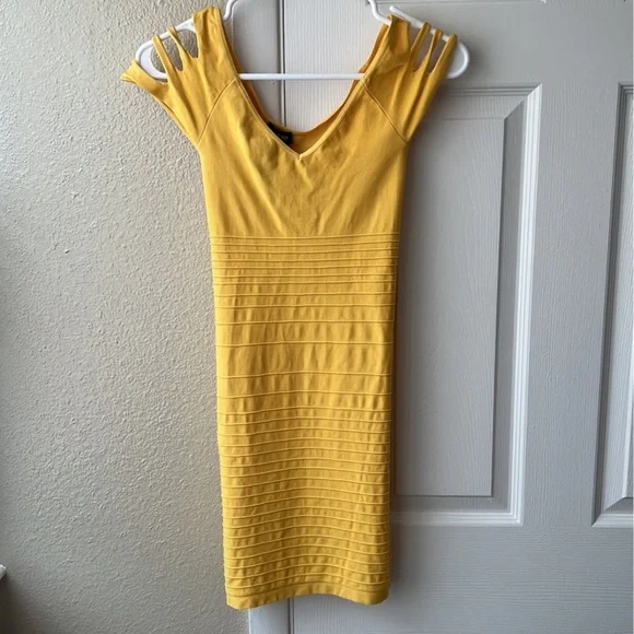 bebe yellow bodycon dress bebe | Dresses | Bebe Bodycon Dress Size Small